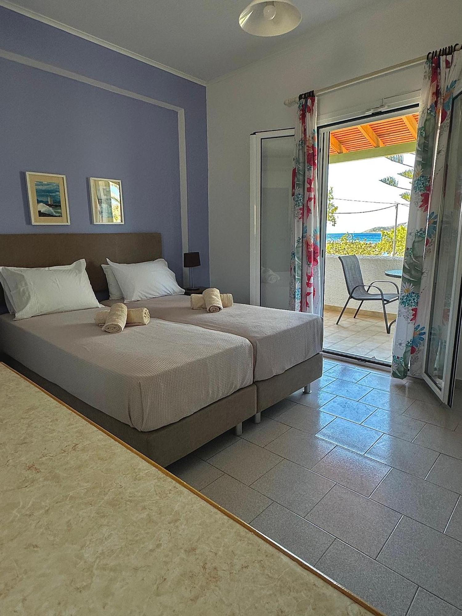 Stefanie Studios Aegina Exterior foto